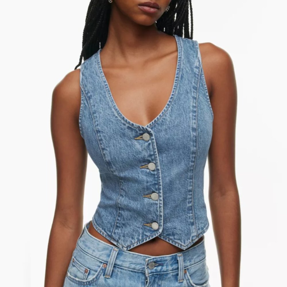 Aritzia Denim Forum Size Medium The '90s Mia Denim Sleeveless Vest in Blue
